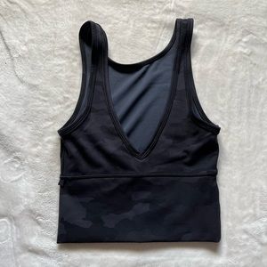 Lululemon Power Pivot Top